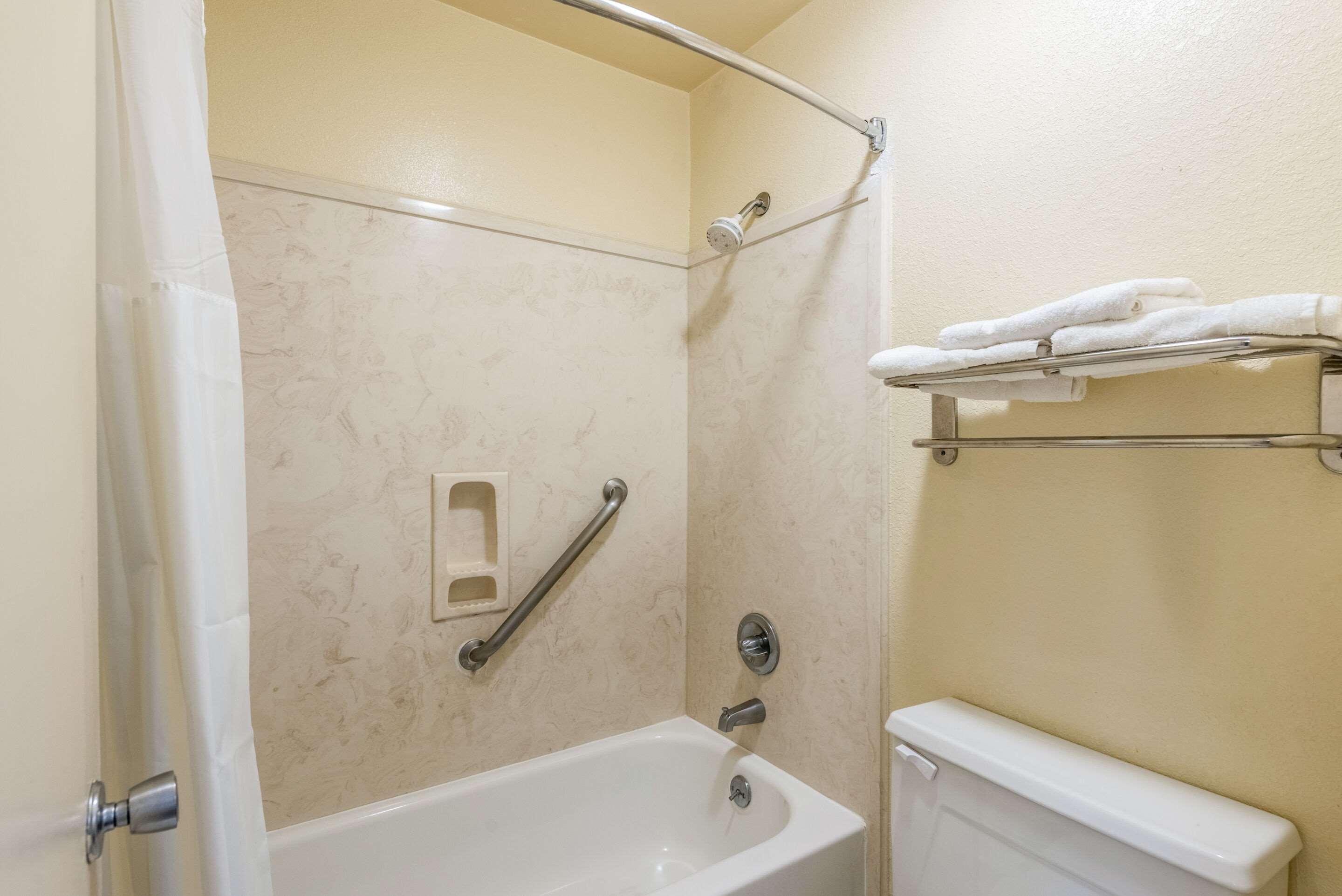 Econo Motel