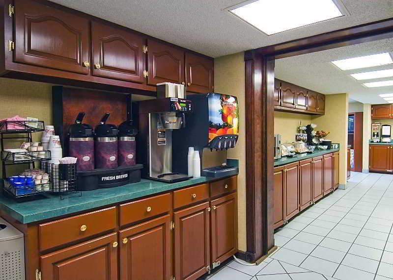 Econo Motel 3*