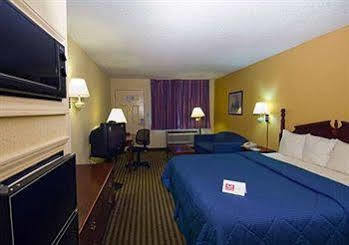 Motel Econo 3*